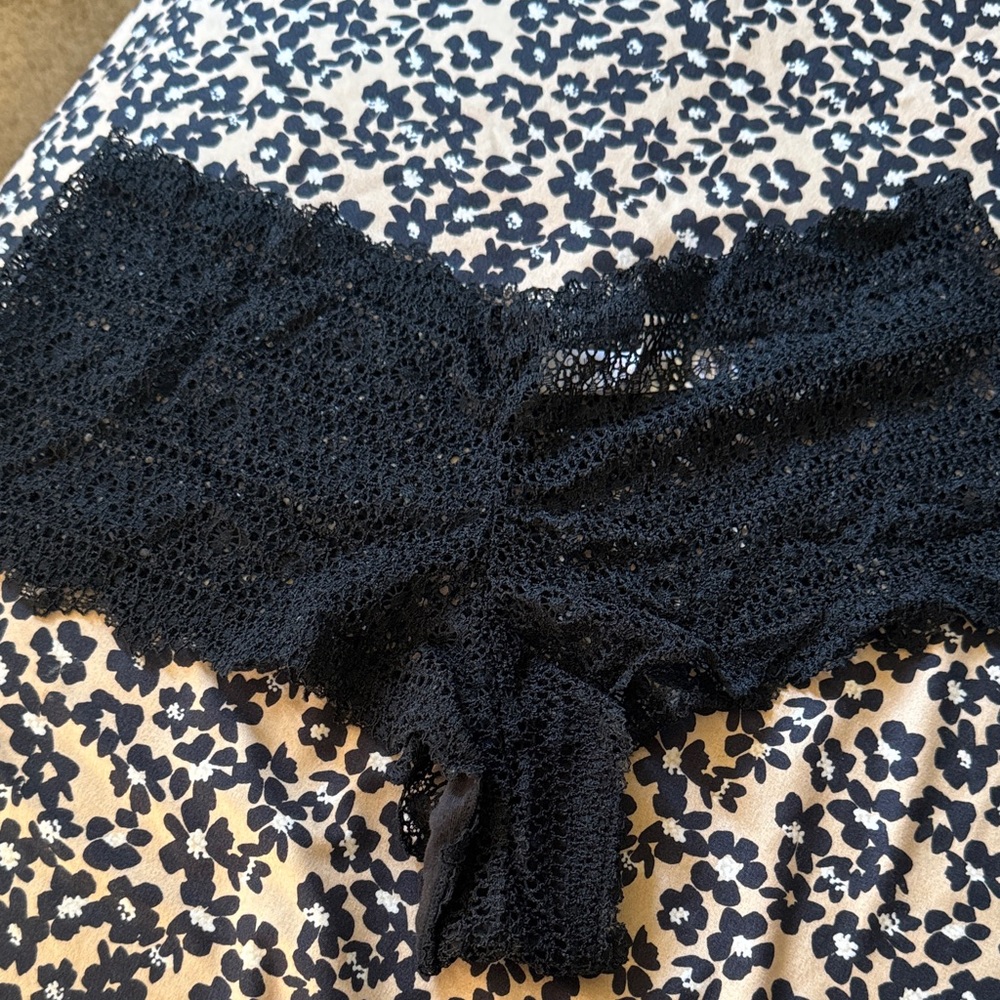 Gilligan & O'Malley Black Lace Panties